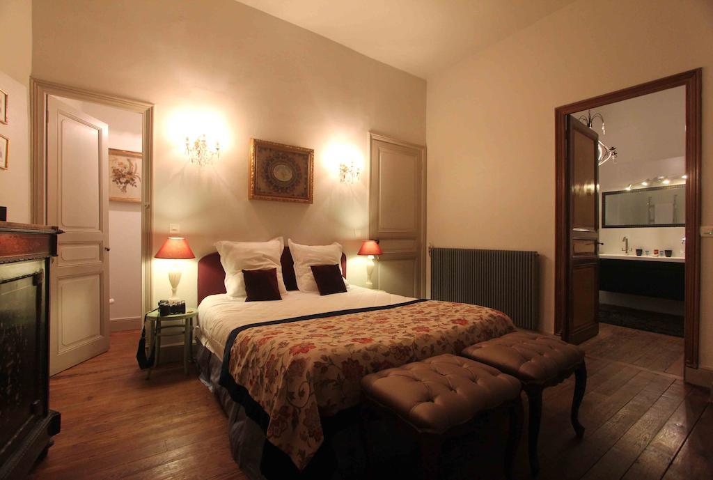 Bed and Breakfast Les Buis Іль-сюр-Тет Екстер'єр фото